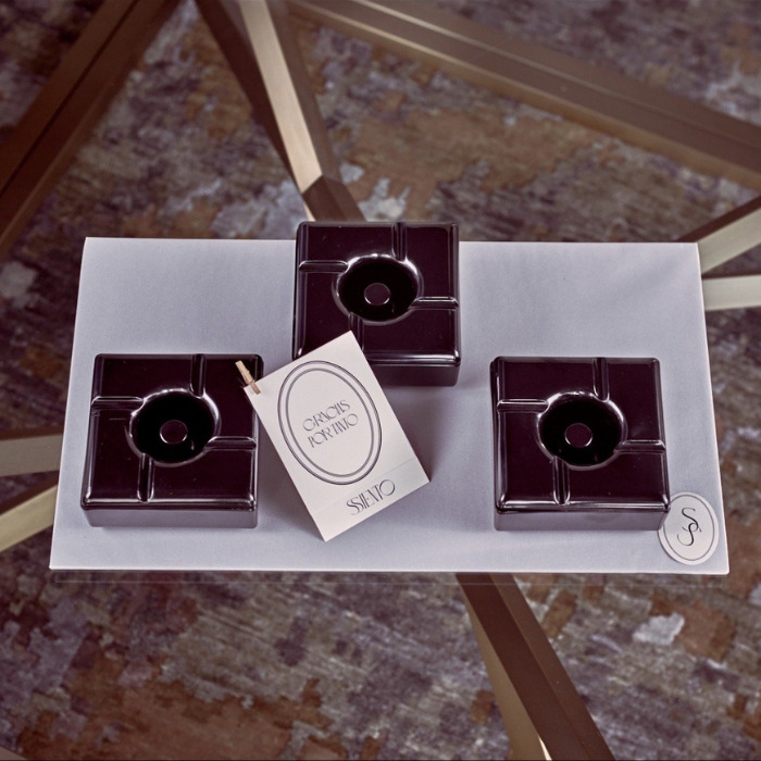 CENICEROS INDIVIDUALES DE MELAMINA NEGRA